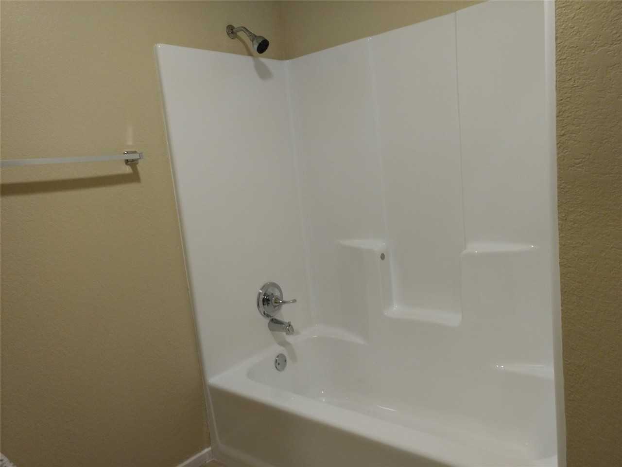 7712 Westcliff Dr - Photo 5 of 6