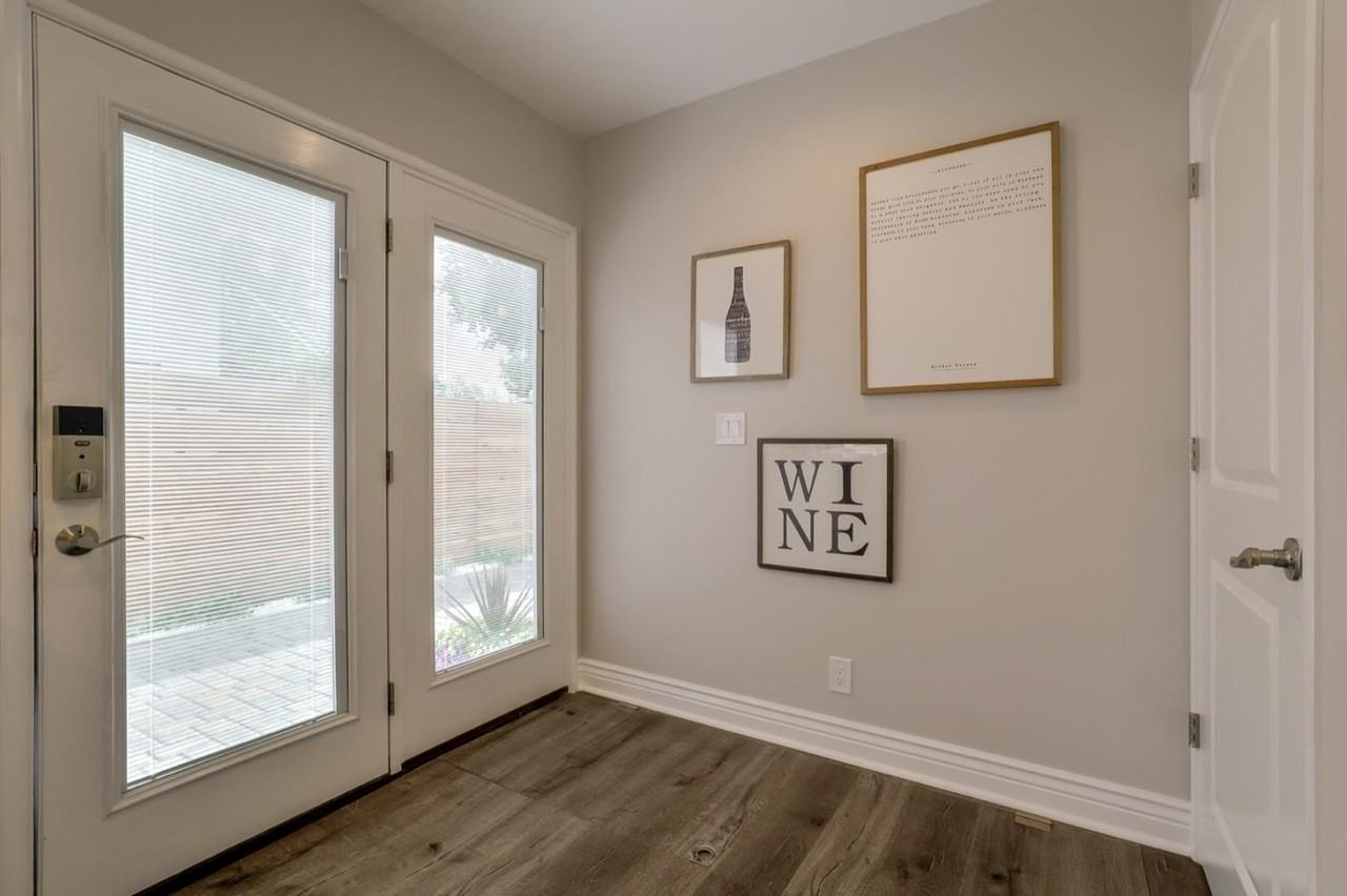 1570 Sierra Ave - Photo 7 of 8