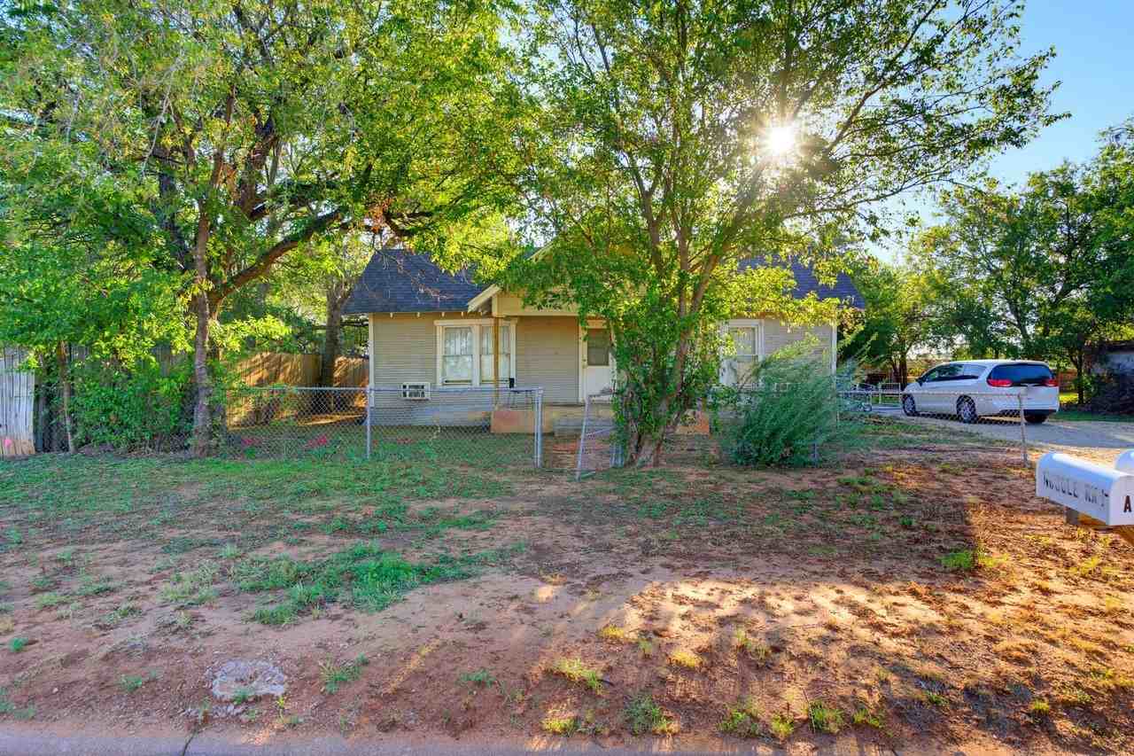 733 Cherry St #A - Photo 2 of 29