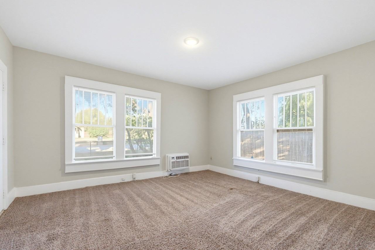 733 Cherry St #A - Photo 3 of 29
