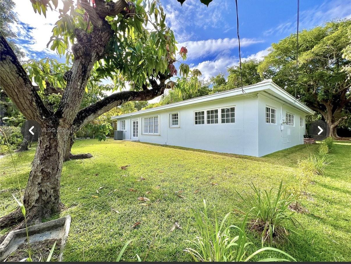 1506 Delgado Ave - Photo 5 of 5