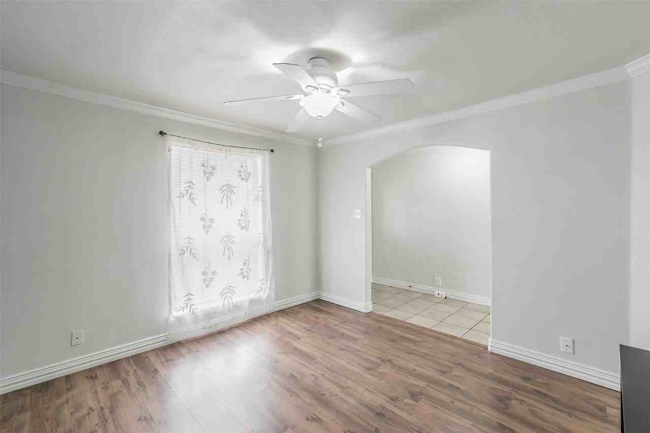 820 Sw Southridge Dr - Photo 4 of 35