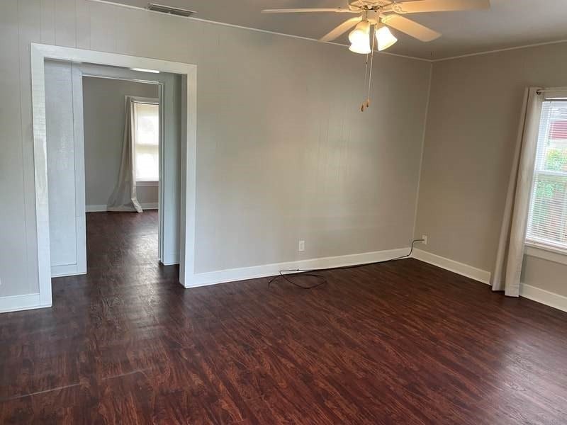 1046 W Sloan St - Photo 7 of 7