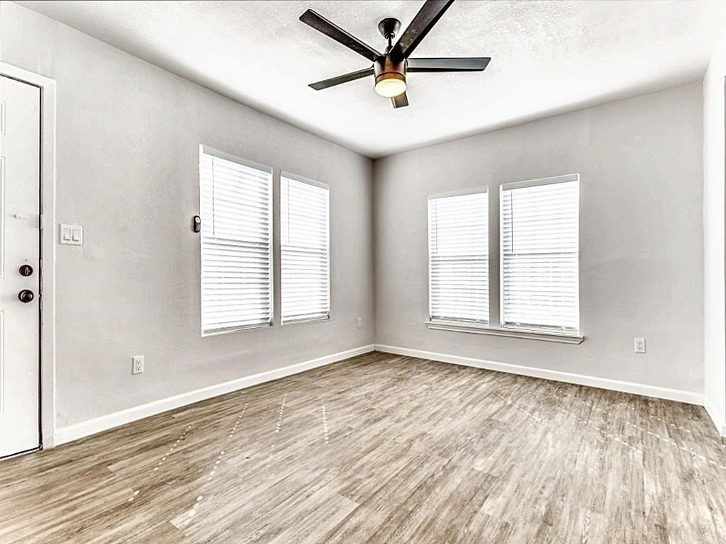 117 S 11th St - Photo 2 of 22