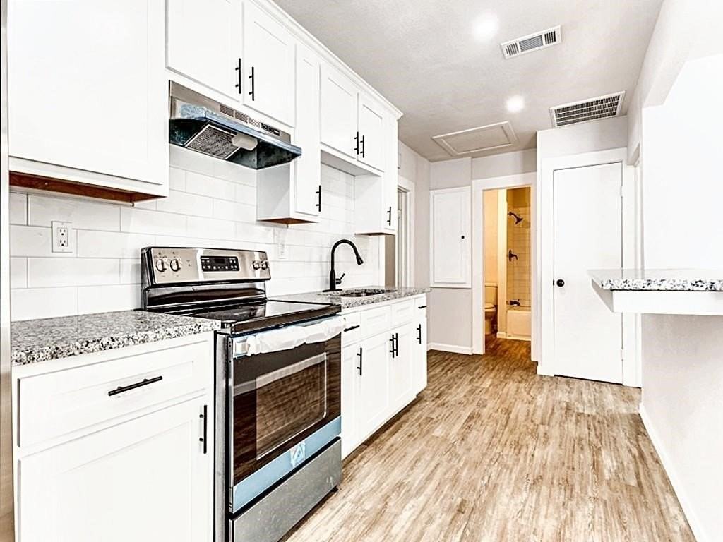 117 S 11th St - Photo 3 of 22