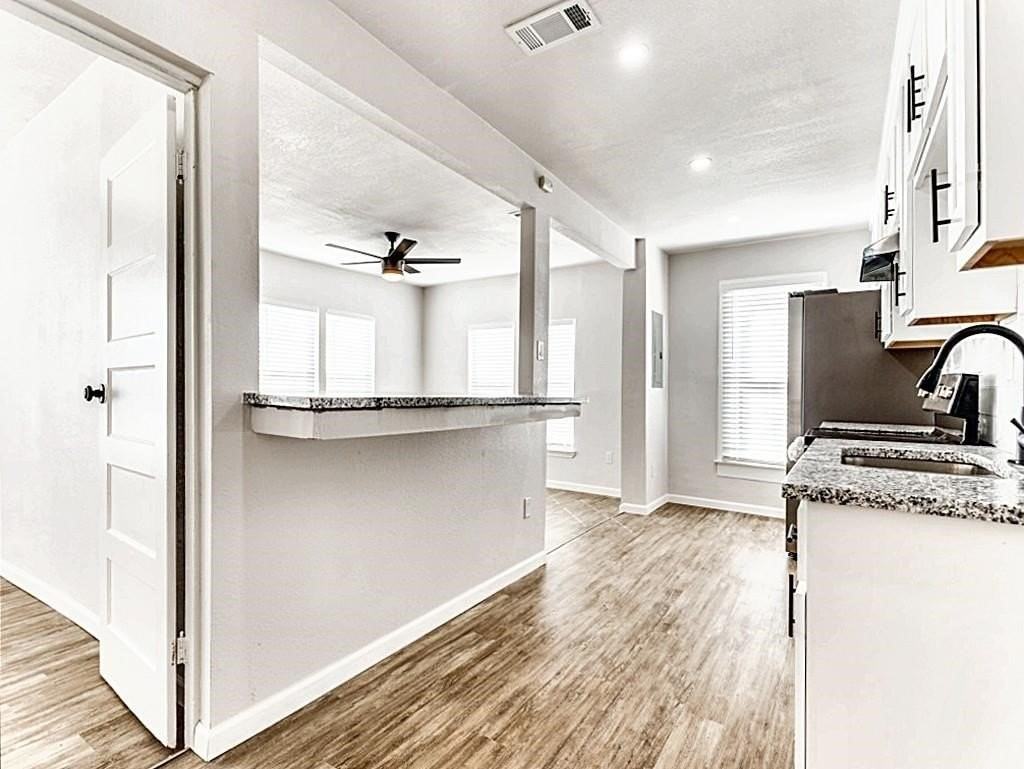 117 S 11th St - Photo 6 of 22
