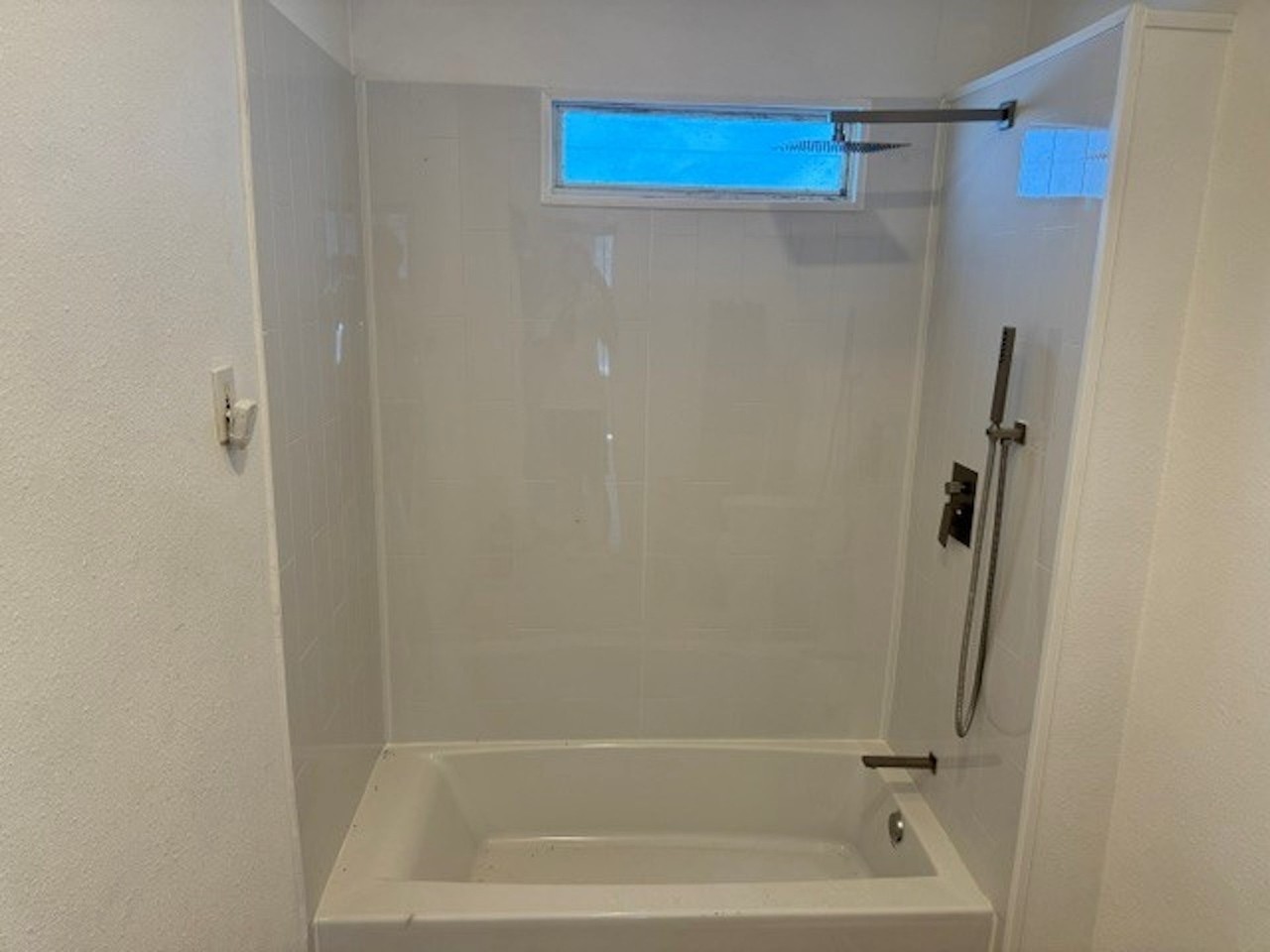 422 S Glasgow Dr - Photo 3 of 7
