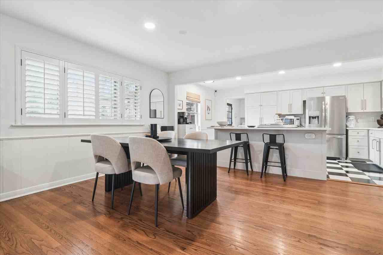 11631 Saxon St - Photo 7 of 25