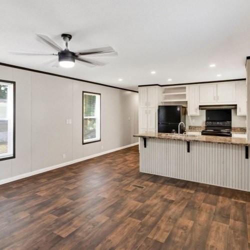 100 Adam Ave - Photo 7 of 29