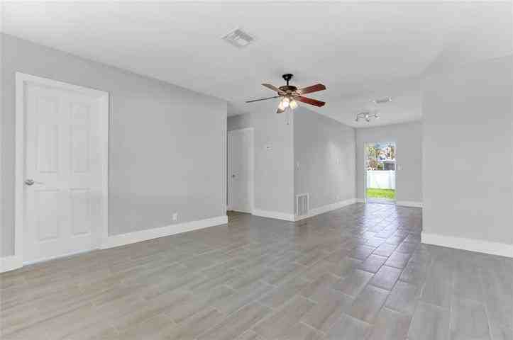 2822 North Dixie Highway - Photo 5 of 12