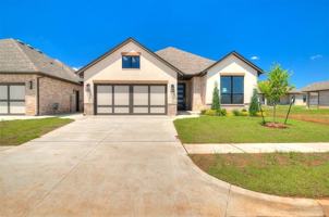 featured image of 13313 Porto Ln
