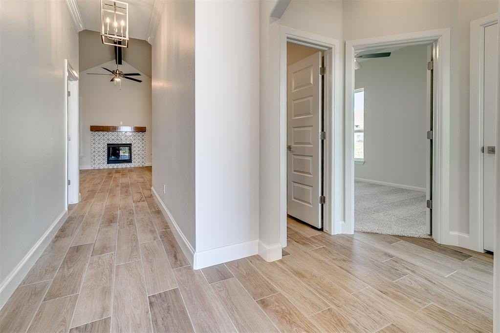 13313 Porto Ln - Photo 4 of 50