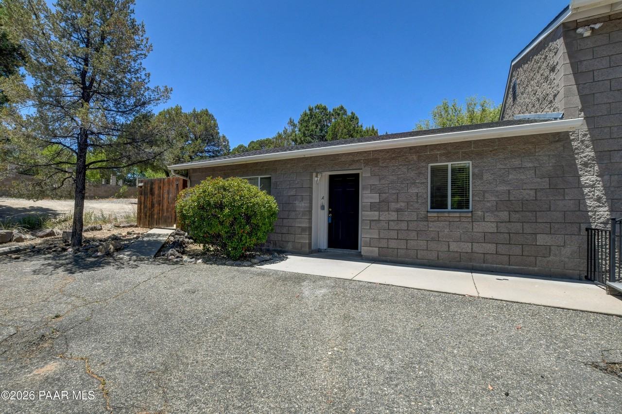 114 Bradshaw Dr #A - Photo 2 of 15