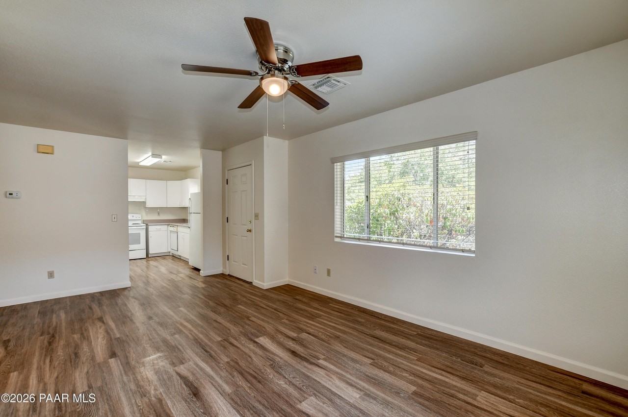114 Bradshaw Dr #A - Photo 4 of 15