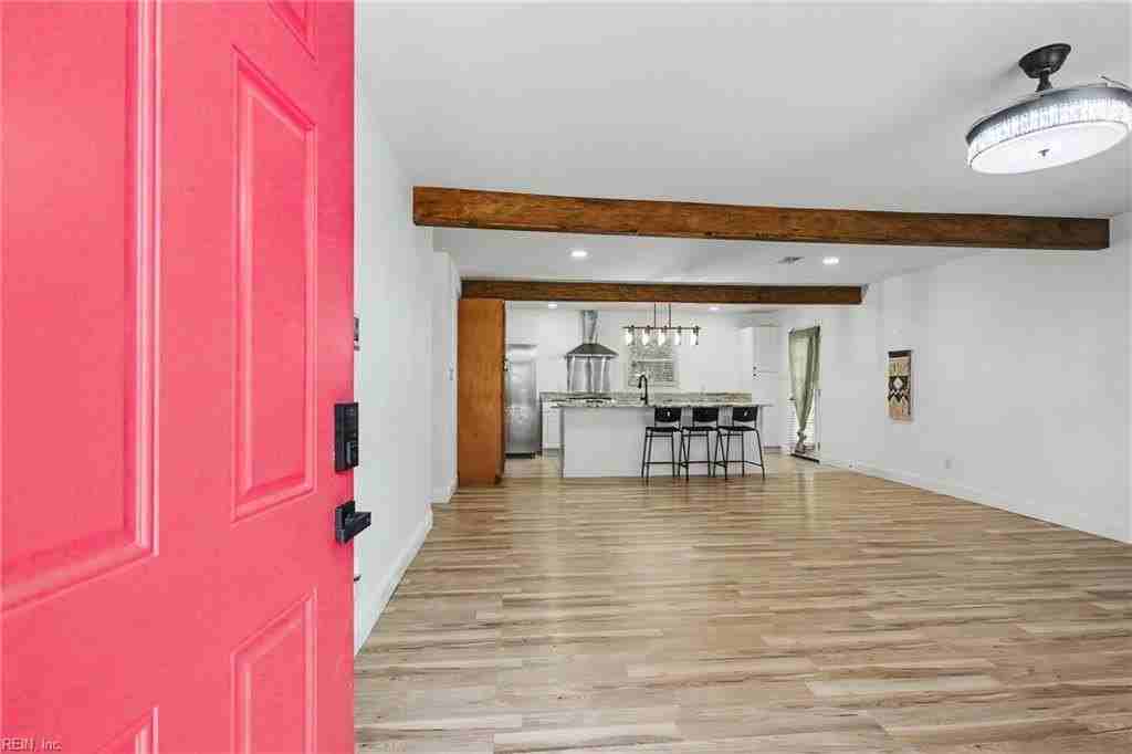 815 Pine Harbor Dr - Photo 5 of 29