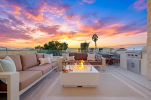 featured image of 3905 Haines St #3