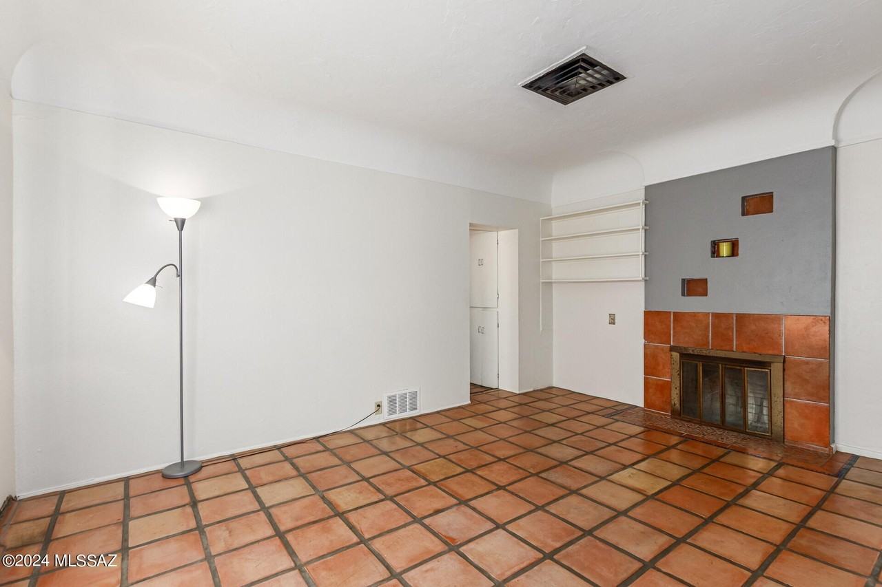 2801 N Richey Blvd - Photo 4 of 28