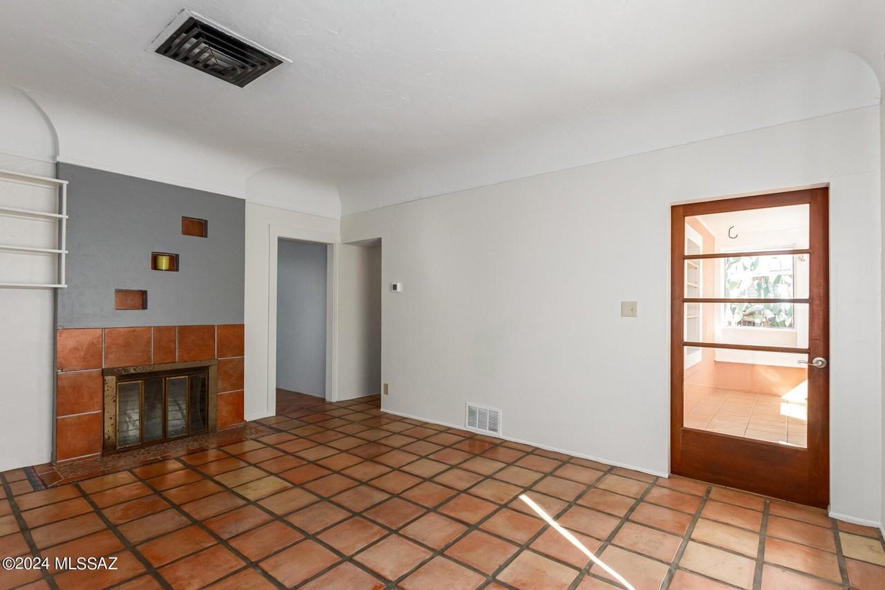 2801 N Richey Blvd - Photo 5 of 28