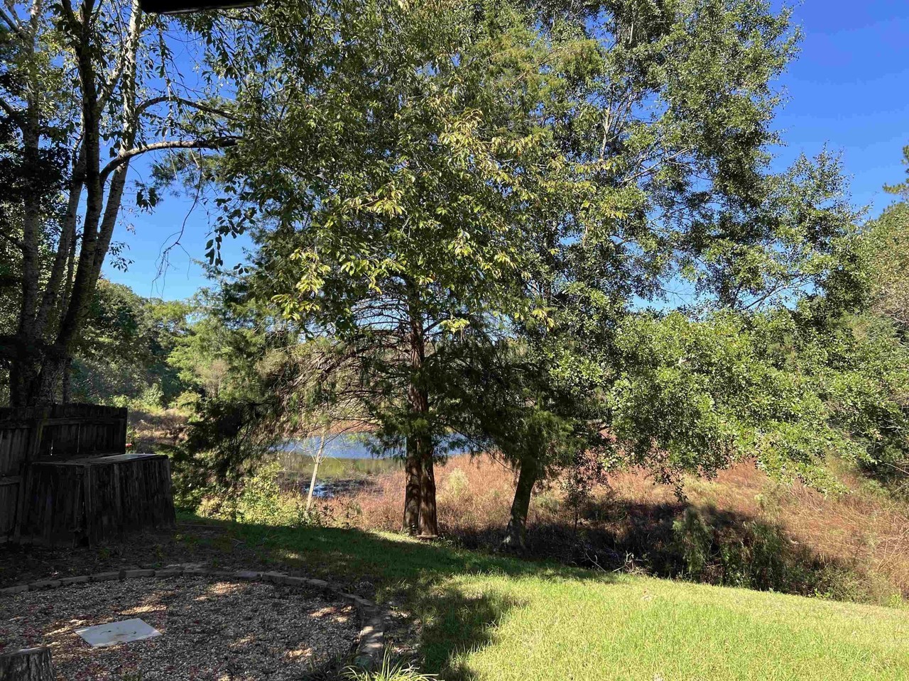 2418 Ian Dr - Photo 2 of 24