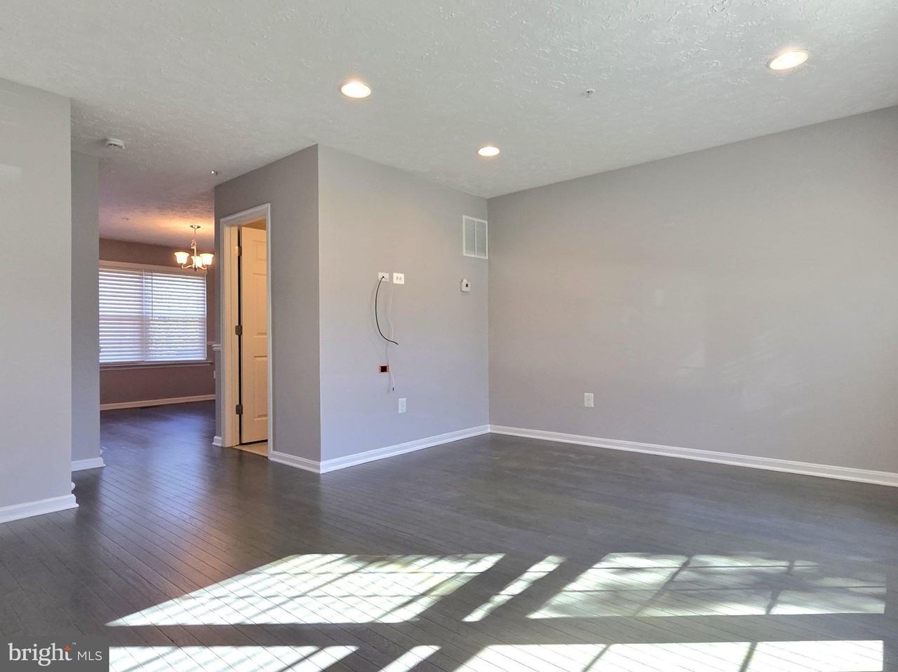 2165 Kyle Green Rd - Photo 4 of 31