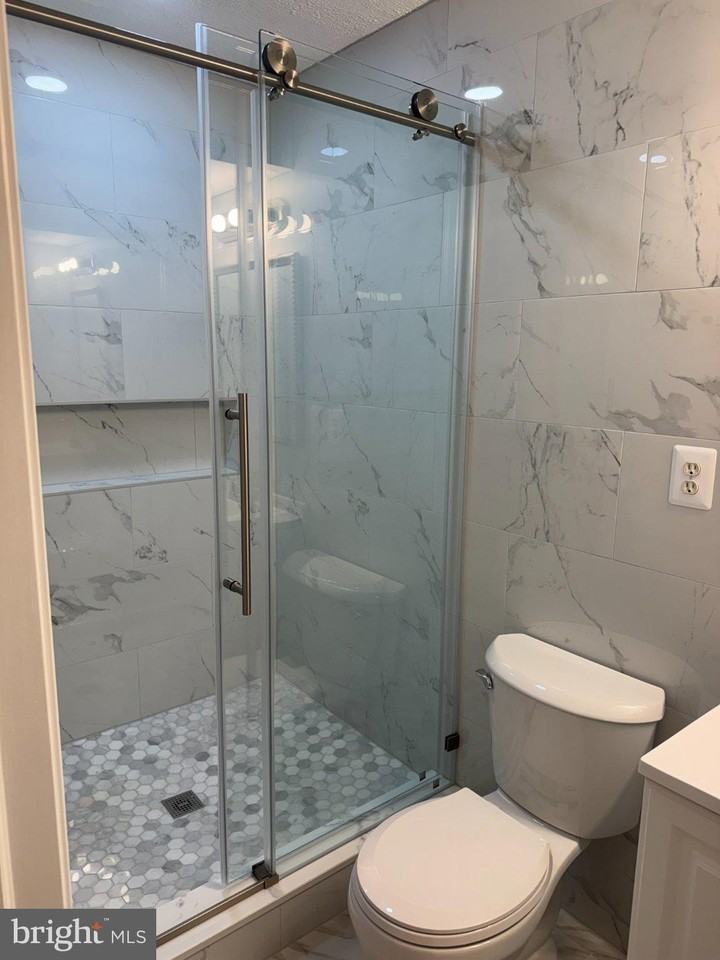 5208 Edgewood Rd - Photo 5 of 20