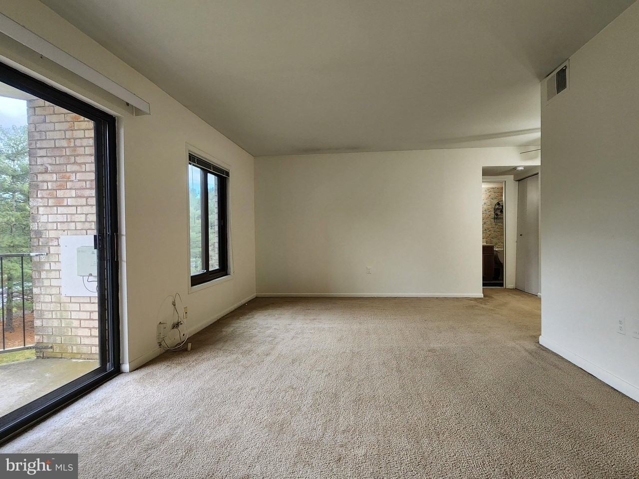 6982 Hanover Pkwy #303 - Photo 6 of 22