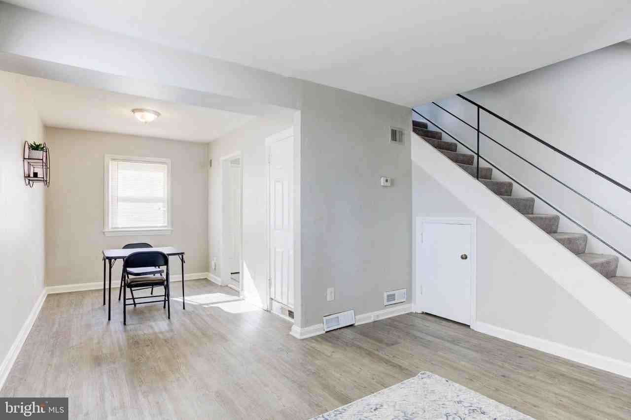 3835 26th Ave - Photo 5 of 23