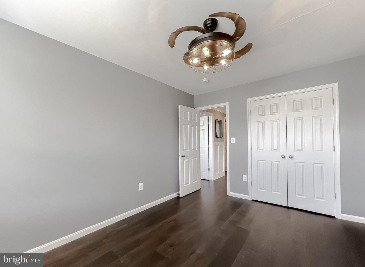 22405 Alydar Dr - Photo 5 of 50