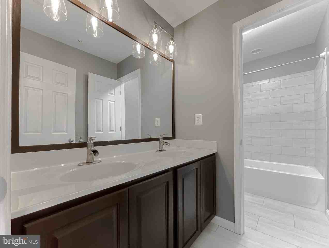 22405 Alydar Dr - Photo 7 of 50
