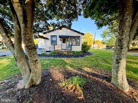 1703 Hollywood Ave - Photo 1 of 1