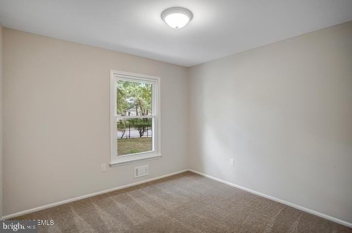 615 Beach Blvd - Photo 6 of 8