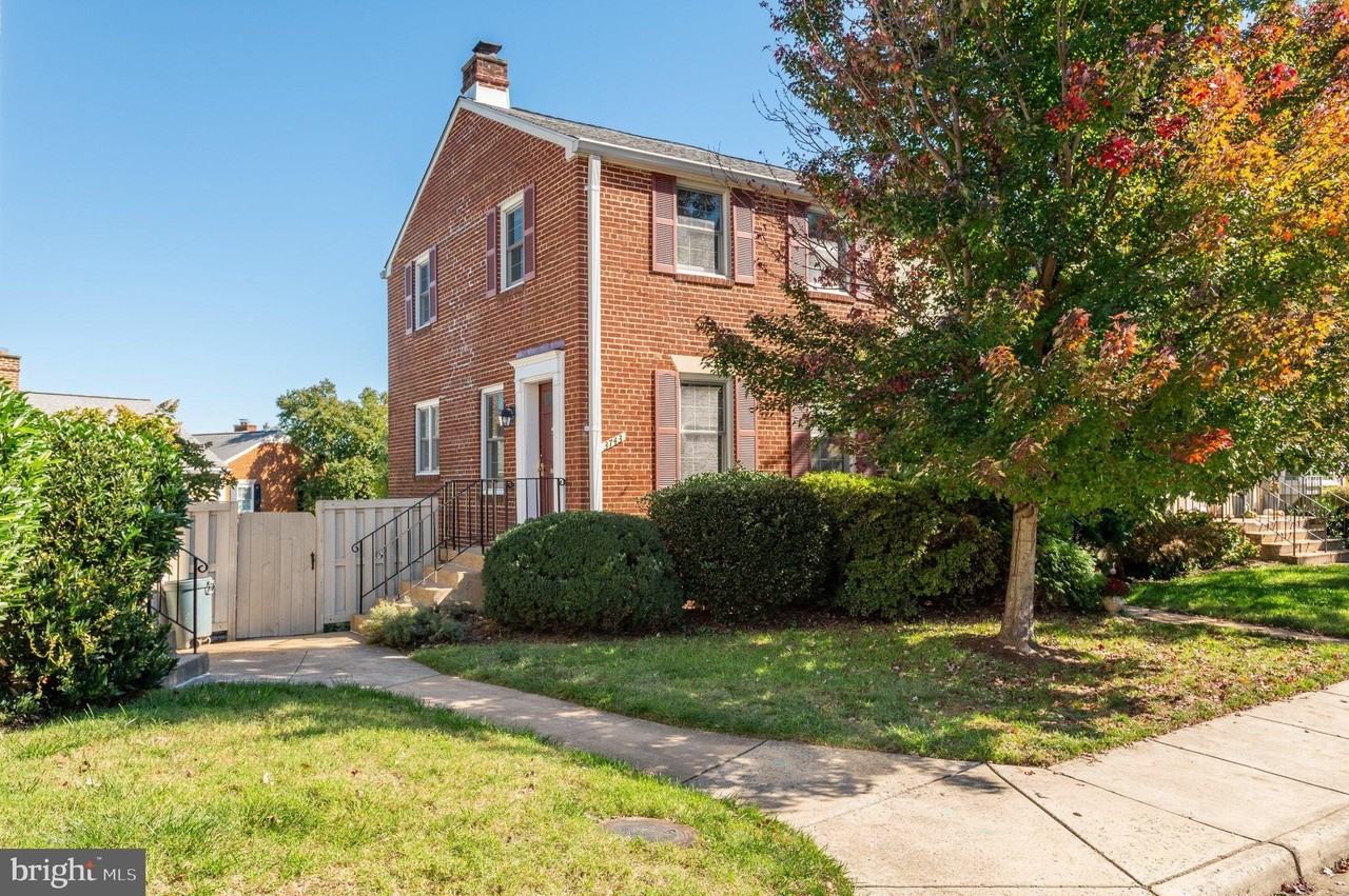3743 Keller Ave