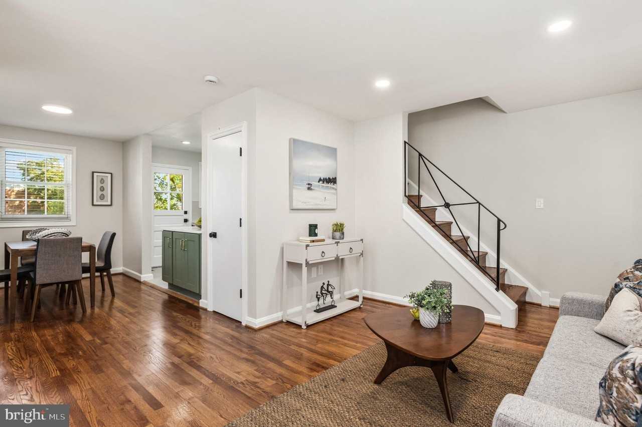 3743 Keller Ave - Photo 2 of 27