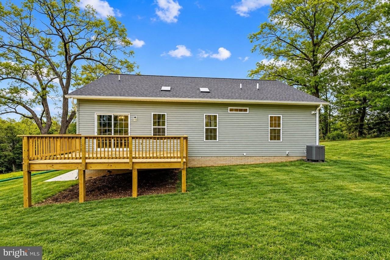 27 Durham Hill Ln - Photo 4 of 4