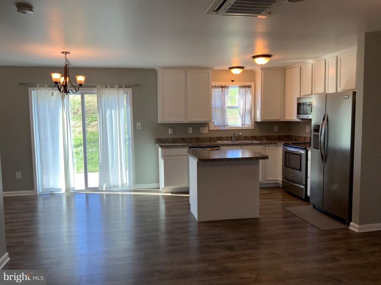 40 Betts Way - Photo 4 of 21