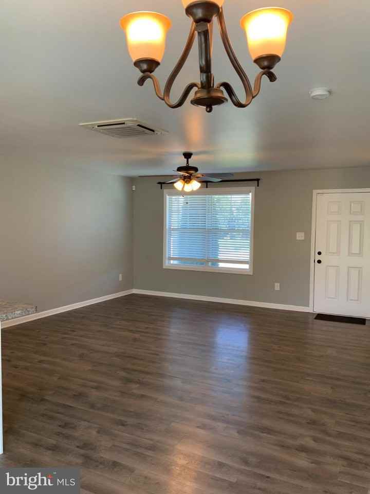 40 Betts Way - Photo 5 of 21