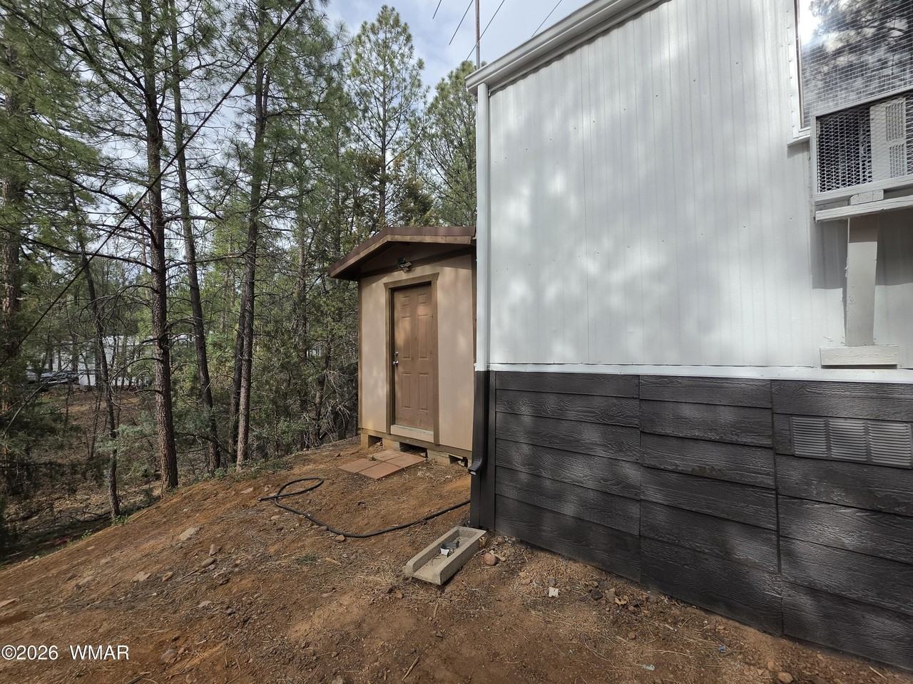 2800 S White Mountain Rd #84 - Photo 3 of 13
