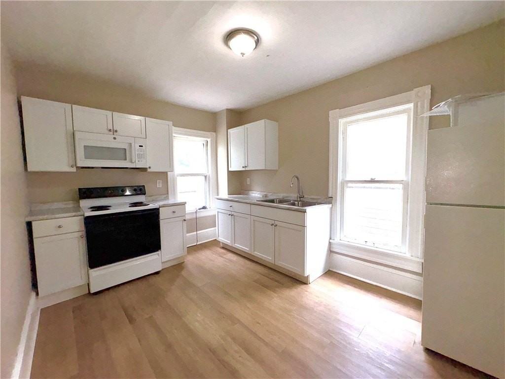 623 Beech St - Photo 4 of 12