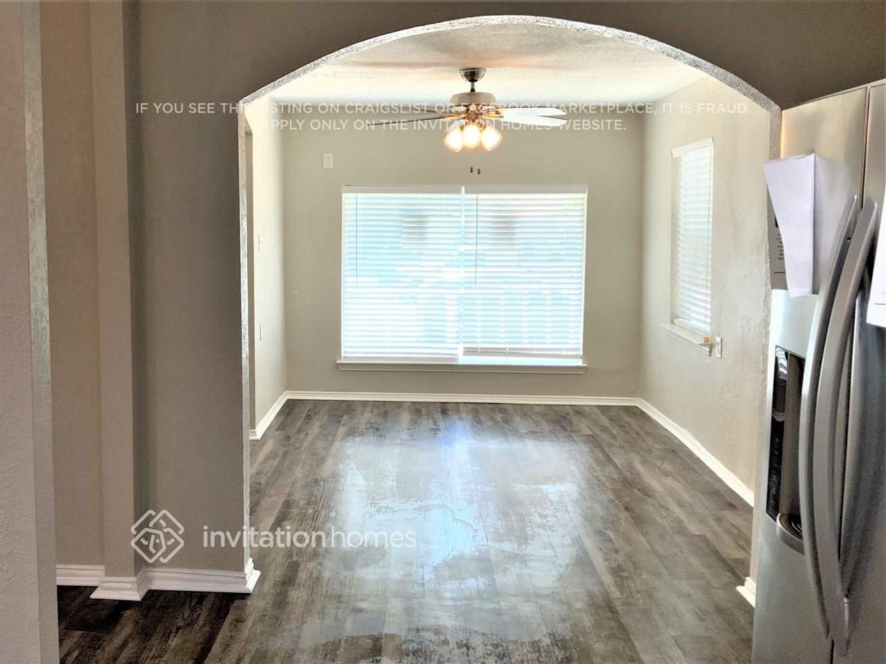904 N Wood St - Photo 6 of 14