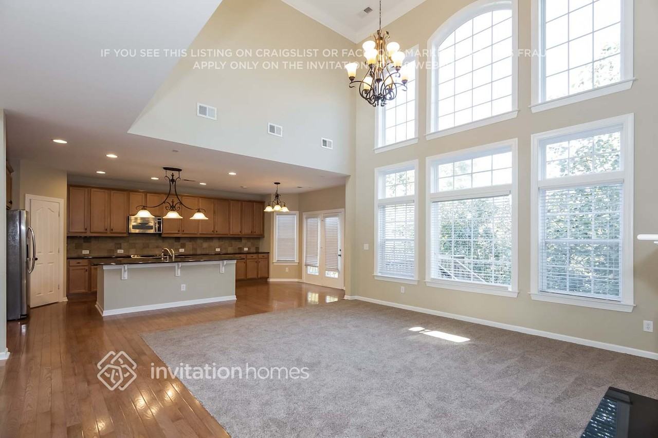 612 Coral Bells Ct Nw - Photo 3 of 21