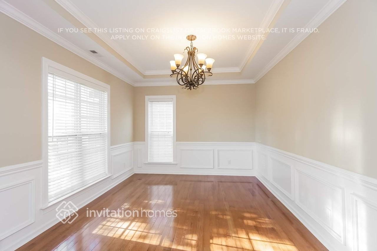 612 Coral Bells Ct Nw - Photo 4 of 21