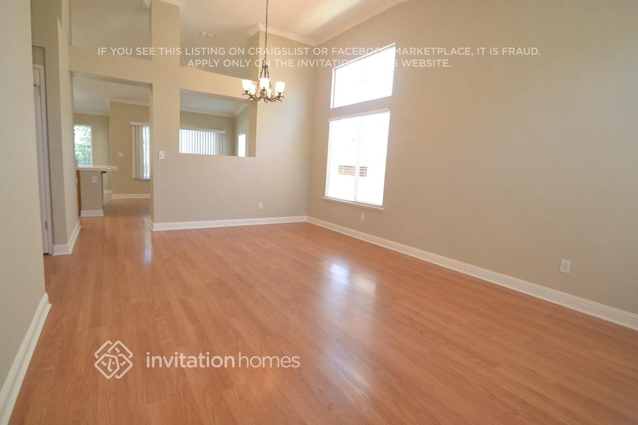 5016 Mesa Ridge Dr - Photo 2 of 13