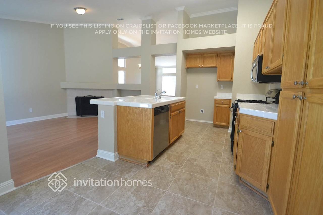 5016 Mesa Ridge Dr - Photo 6 of 13