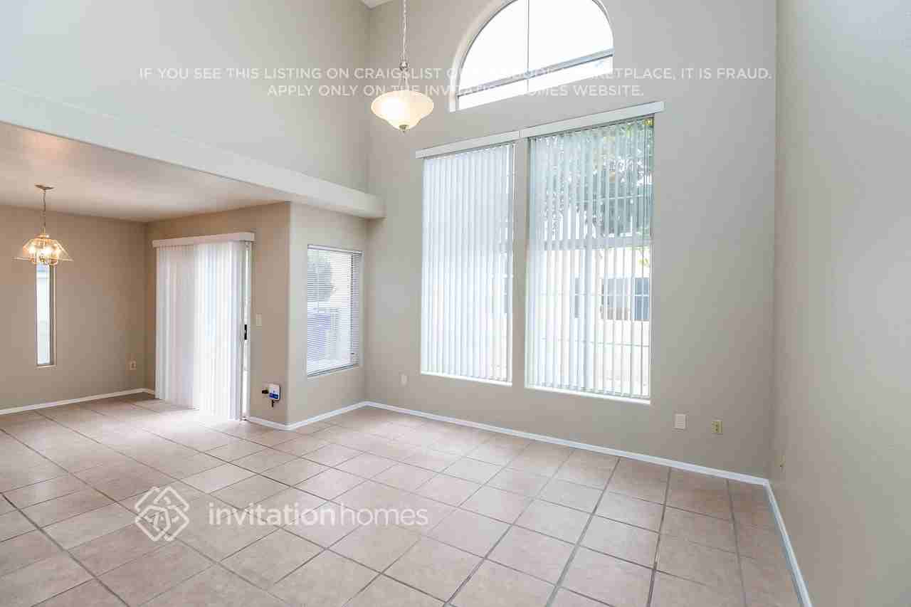 1059 W Sandy Banks - Photo 4 of 20