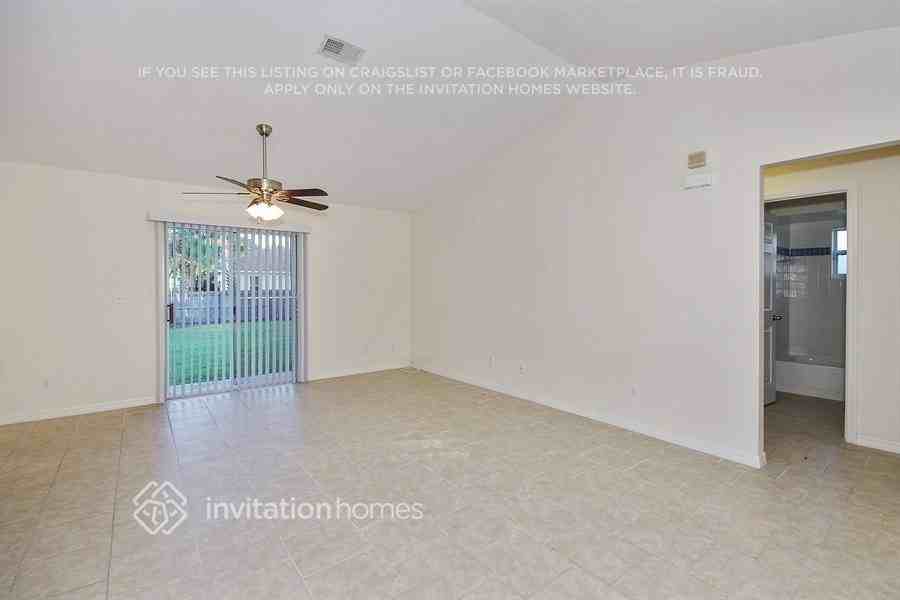 6040 Balboa St - Photo 2 of 19