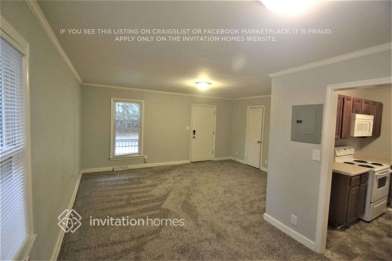 3621 Revolution Park Dr - Photo 4 of 17