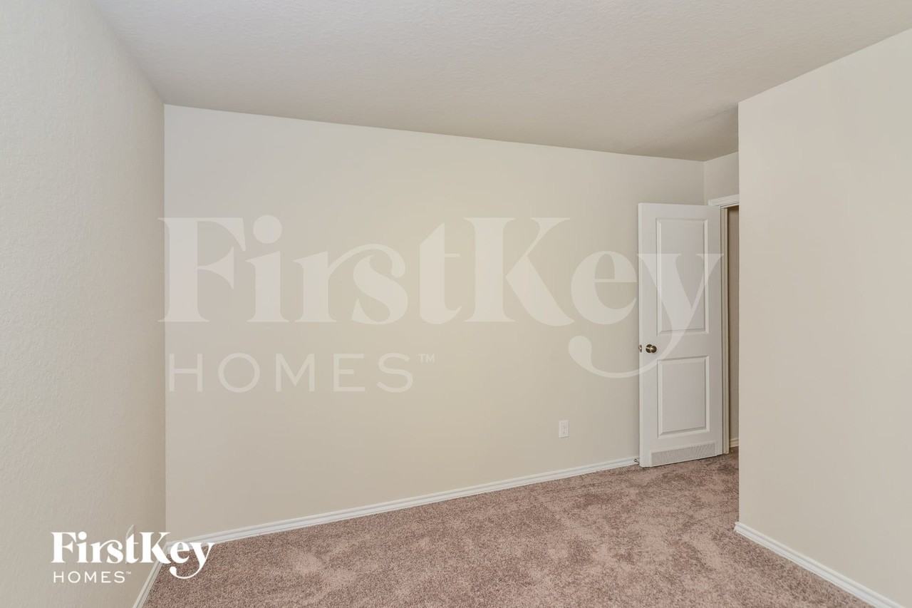 6452 Cotton Rdg - Photo 7 of 16