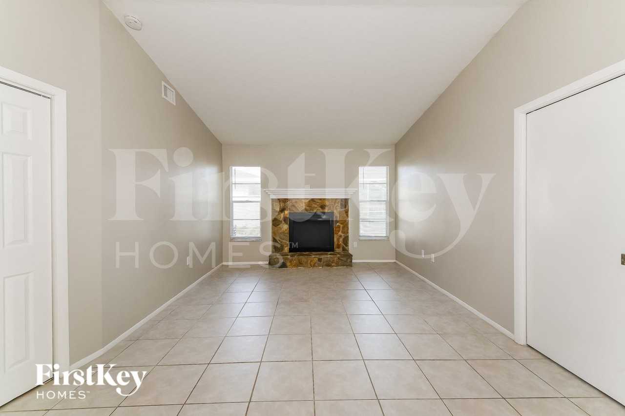 7403 13th Avenue Dr W - Photo 7 of 16