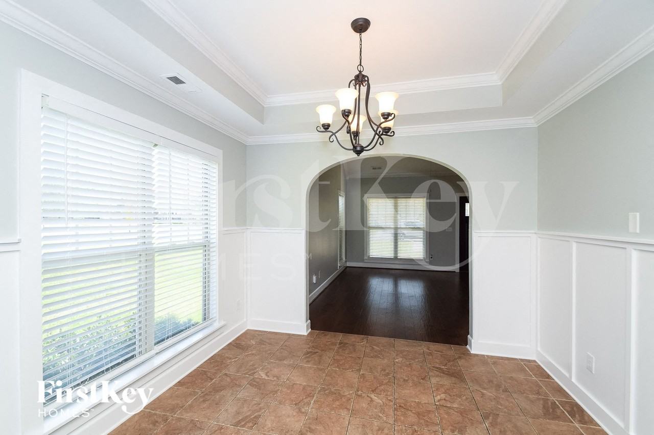 136 Creekstone Trl - Photo 5 of 15