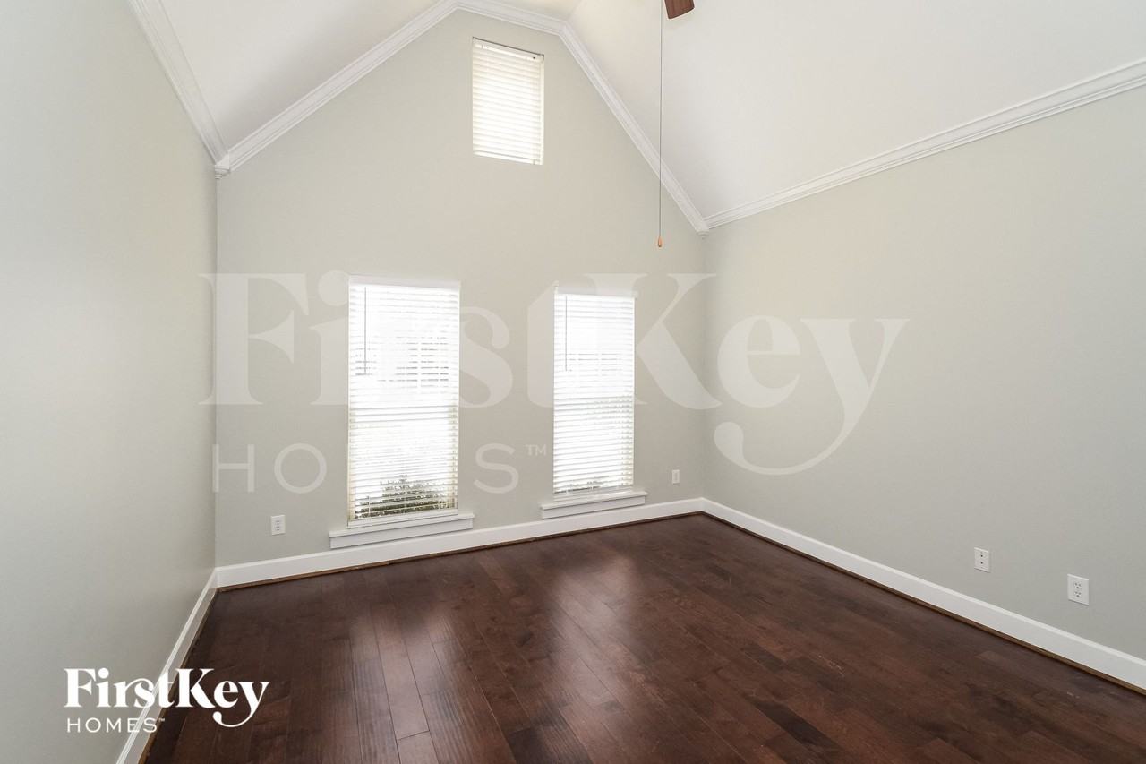 136 Creekstone Trl - Photo 7 of 15